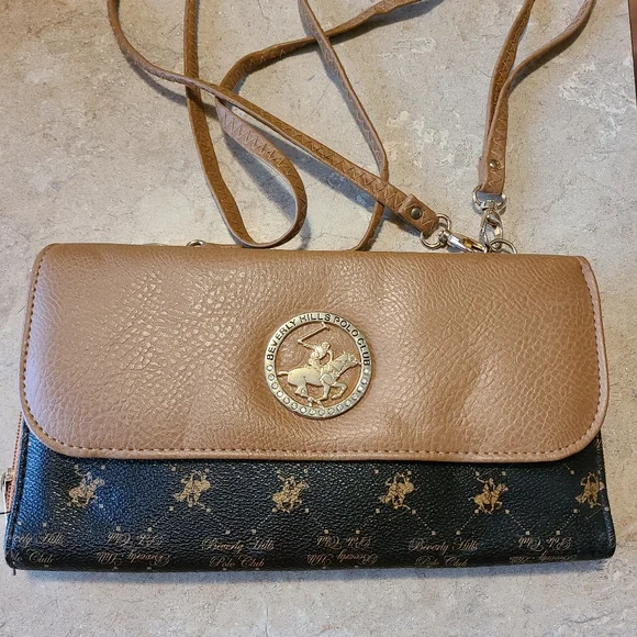 U. S, Polo Assn Clutch Purse womens - clothing & accessories - by owner -  apparel sale - craigslist